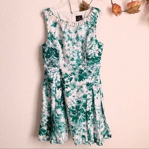 🔴Adrianna Papell Flowery dress